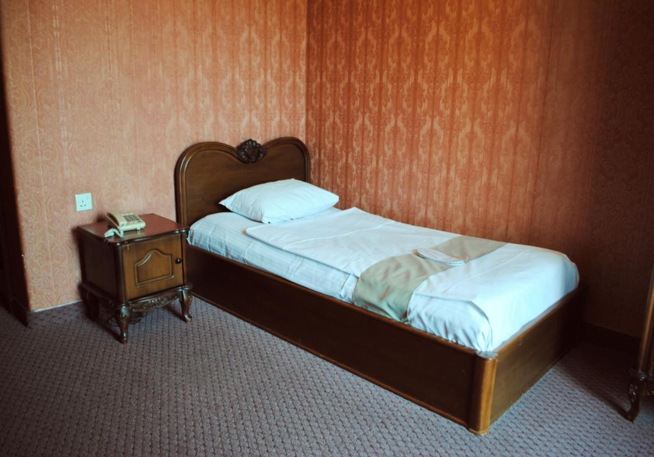 Hotel Sympatia Tbilisi Ngoại thất bức ảnh